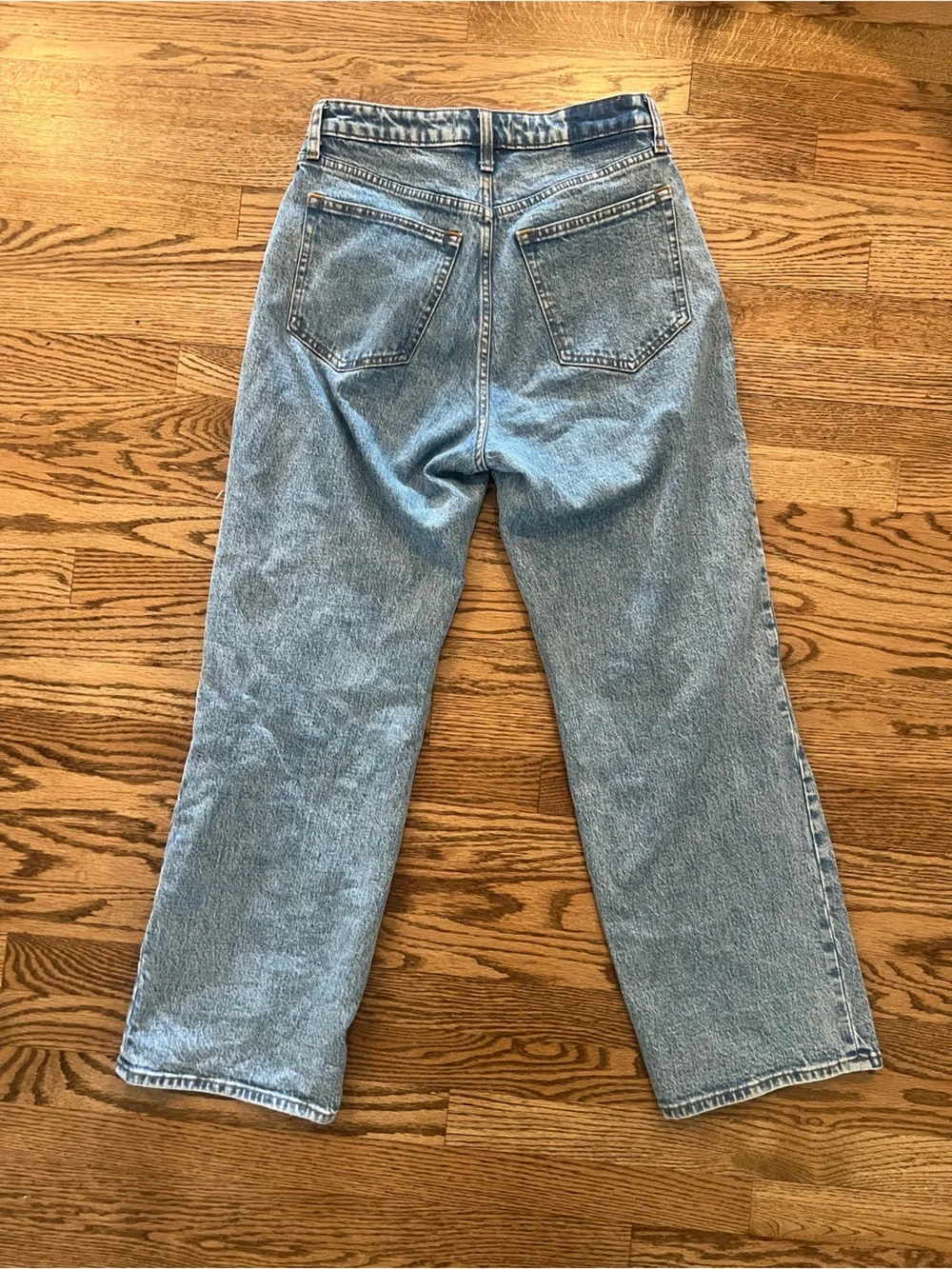 Abercrombie & Fitch 90s Relaxed Hi-Rise Curve Love Jeans - Picture 4 of 5